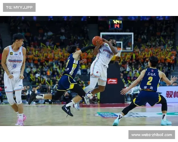 广厦以战术体系激活角色球员实现攻防平衡打造团队合力强势夺冠